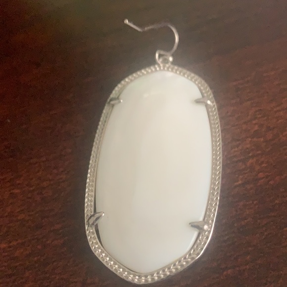 Kendra Scott Danielle earrings